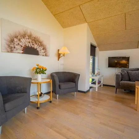 Holiday home House Gronsiske *